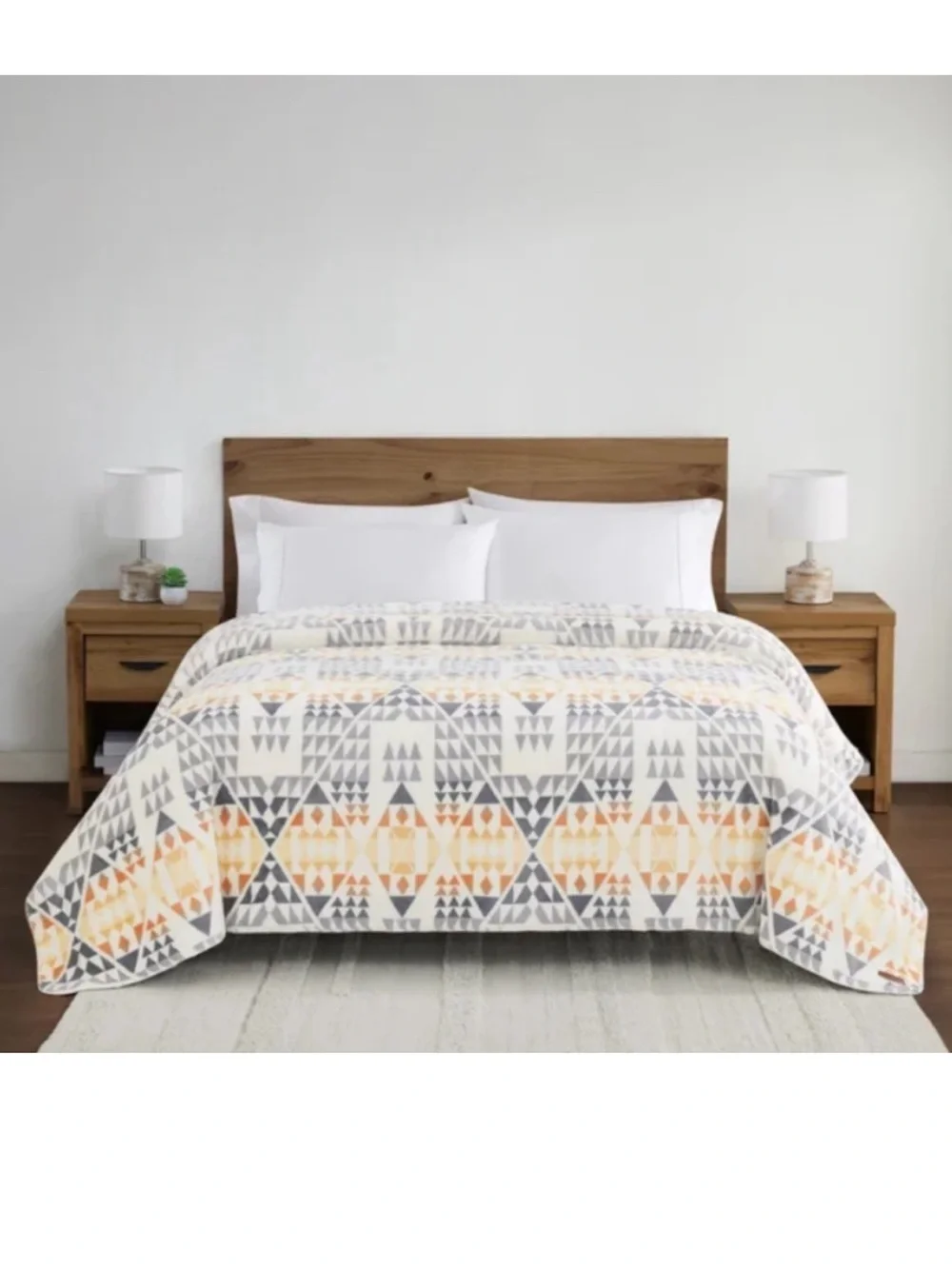 Pendleton Ultra Soft Plush Sherpa Blanket - Arrow Point - Queen Size